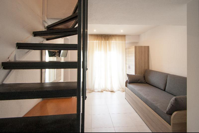 Pension Avocado Skiathos Town Exterior photo