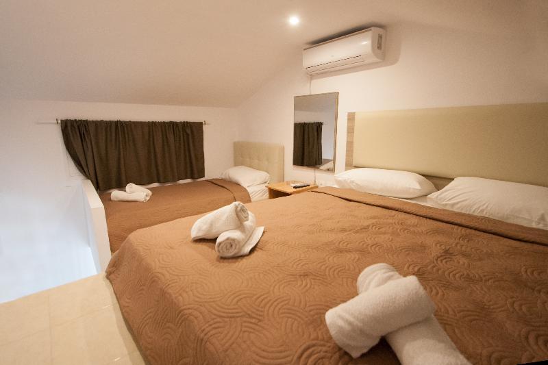 Pension Avocado Skiathos Town Exterior photo