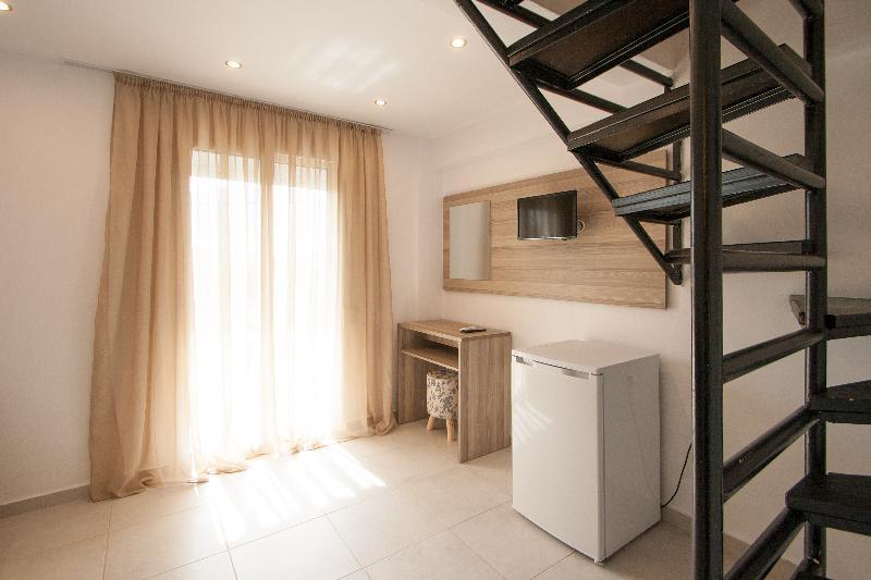 Pension Avocado Skiathos Town Exterior photo